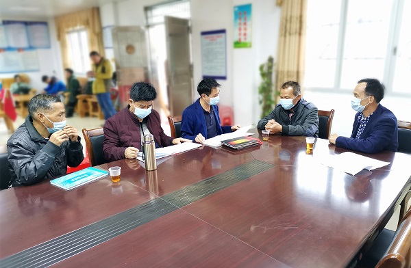 云浮市郁南县纪委监委：明察暗访  紧盯“四风”不止步 - 副本.jpg